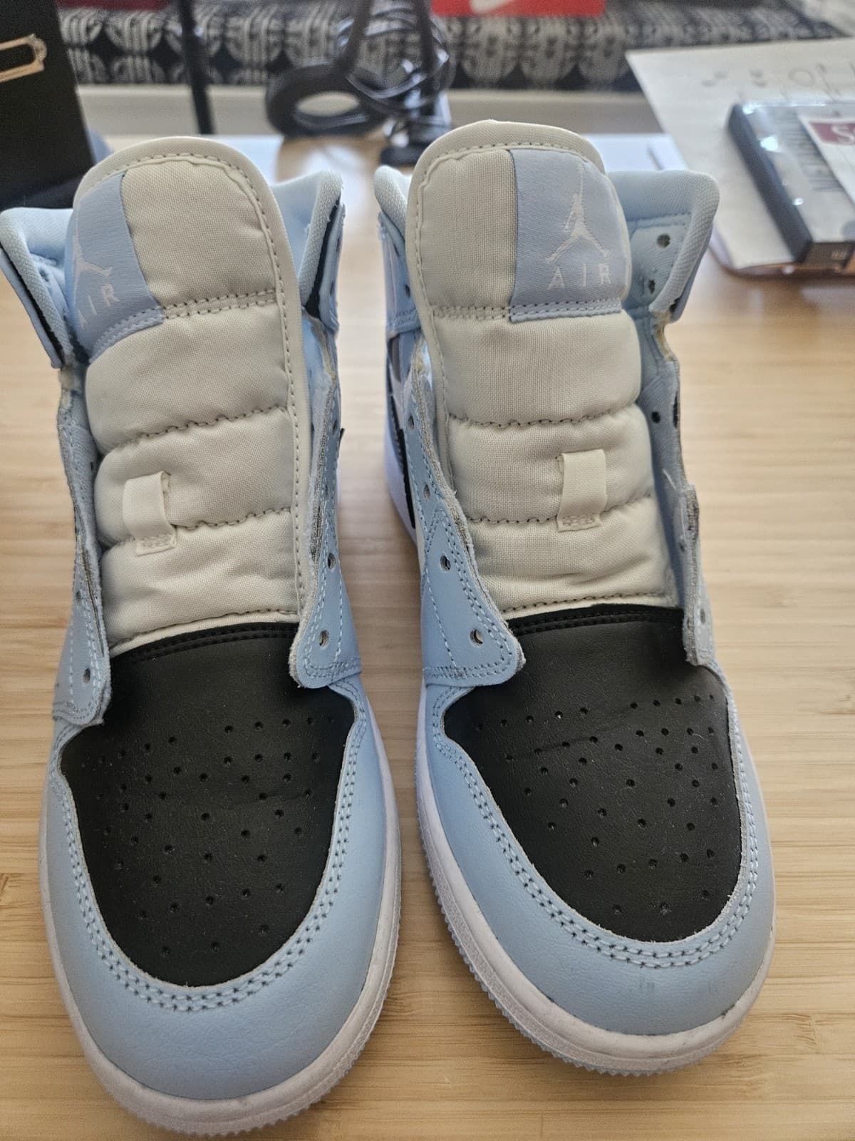 Jordan Air Jordan 1 Mid Ice Blue GS Leather Sneakers 5Y Unisex Kids