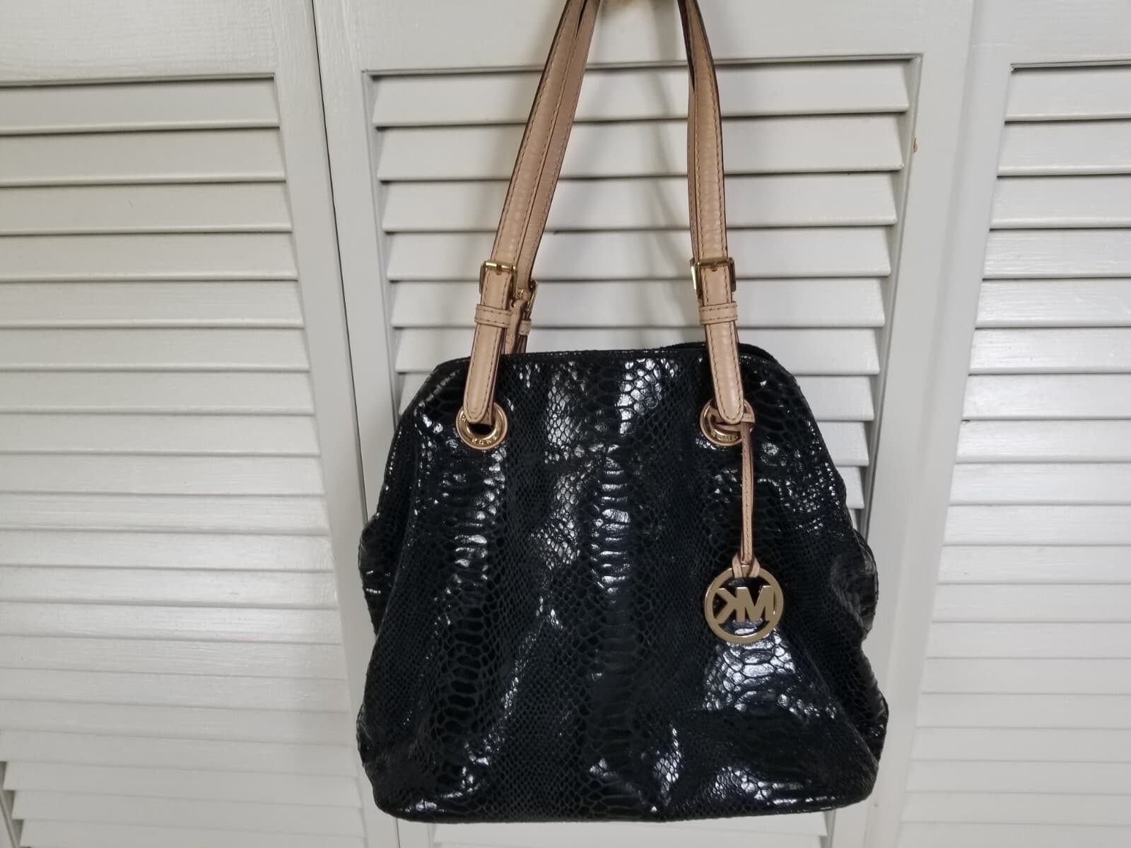 Michael Kors Black Leather Snake Skin Shoulder Purse Bag Tote With Charm