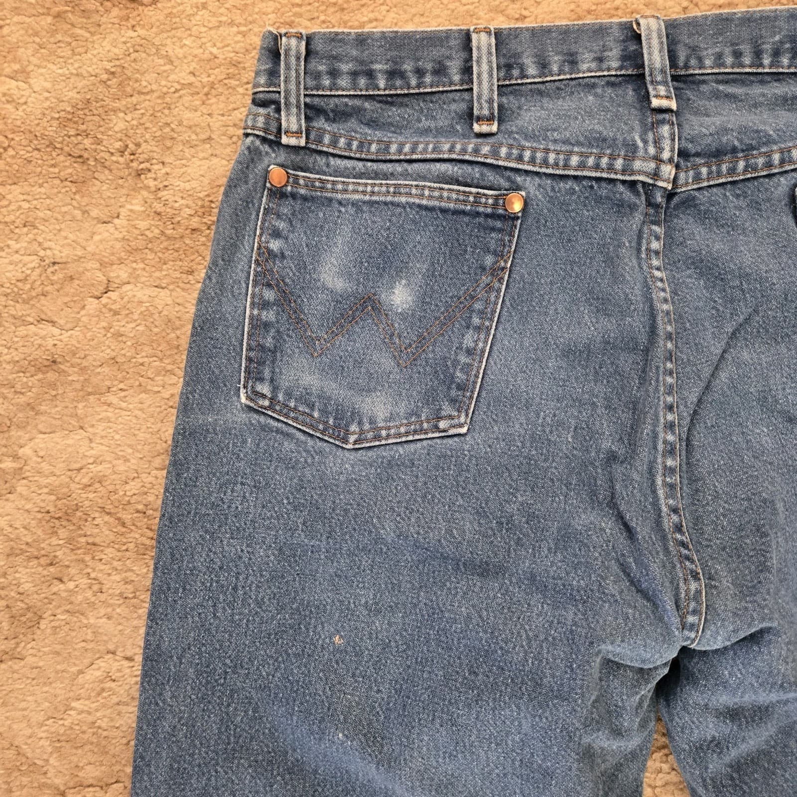 Wrangler Mens Cowboy Cut Original Fit 13MWZPW Distressed Denim Jeans Size 36x38 thumbnail 14