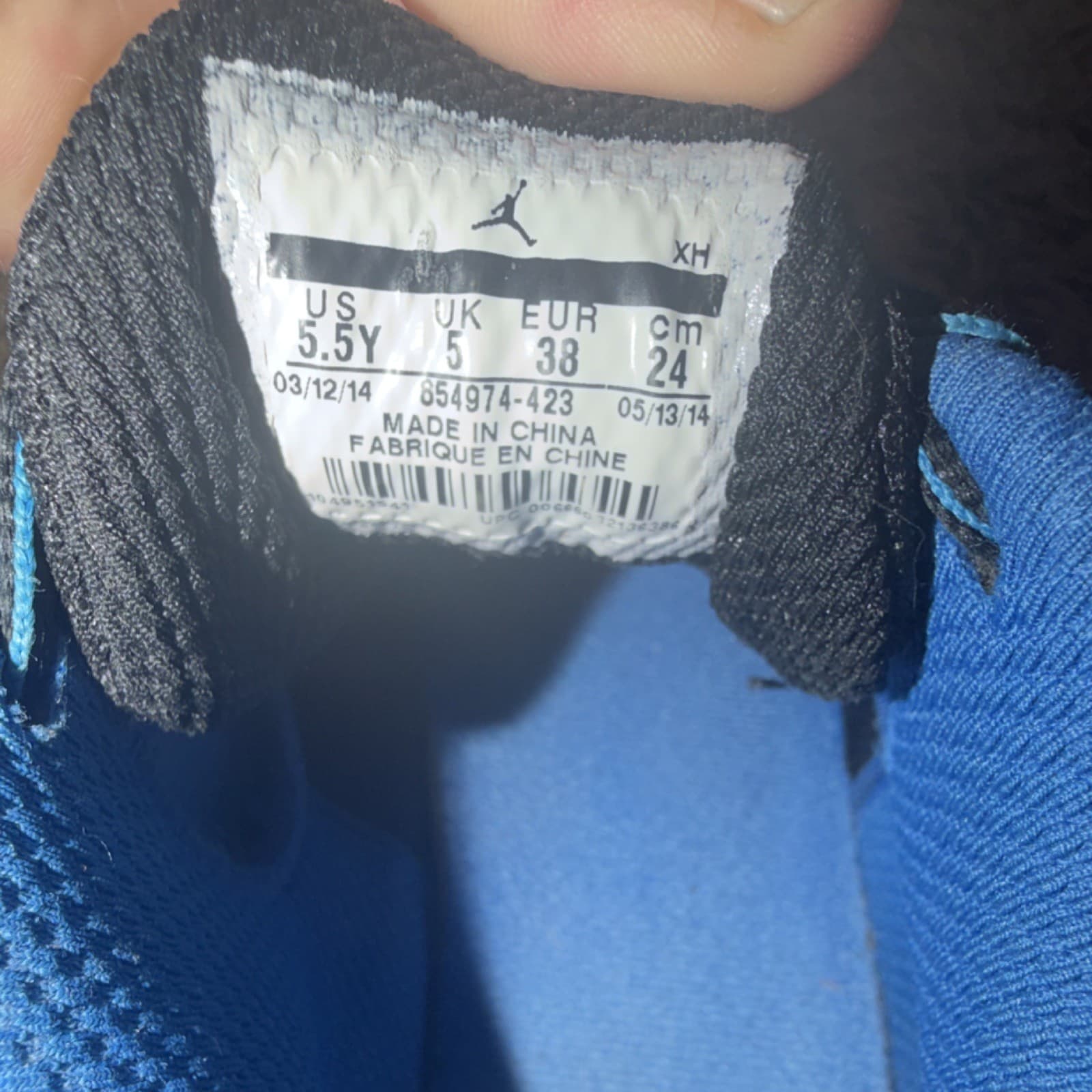 CP3 Jordan Boys' Blue Red Splatter Athletic Sneakers 5.5Y Low Top Missing Box. thumbnail 5