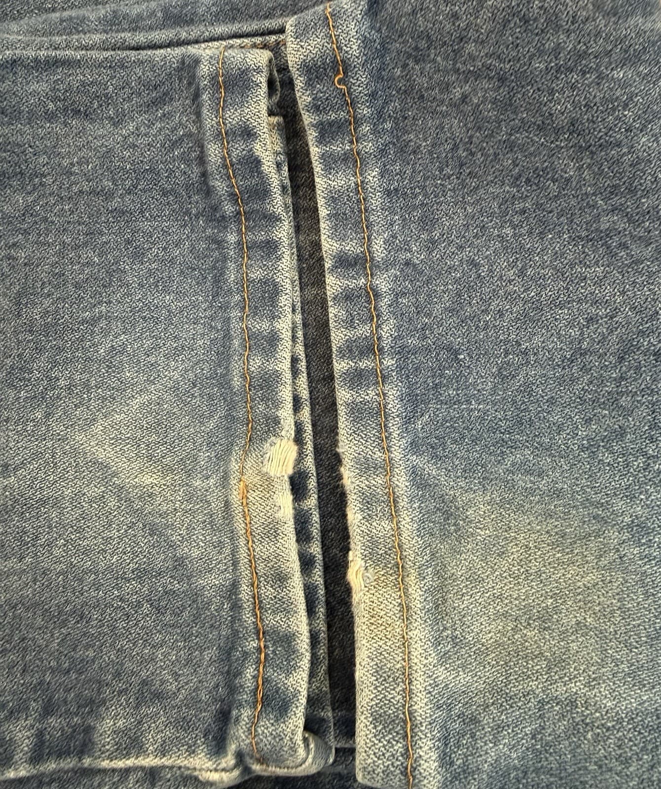 Vintage Wrangler 13MWZ Jeans 32x38 Blue Cowboy Cut High Rise Straight Leg Denim thumbnail 8