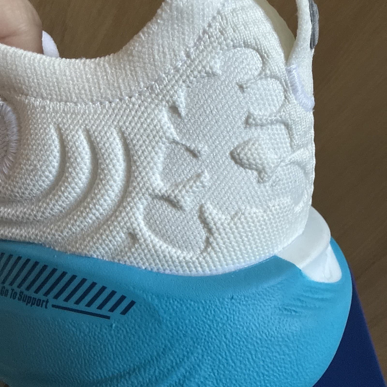 Brooks Run Disney Adrenaline GTS 25 Women's Size 9 Shoes Sneakers New in the Box thumbnail 8