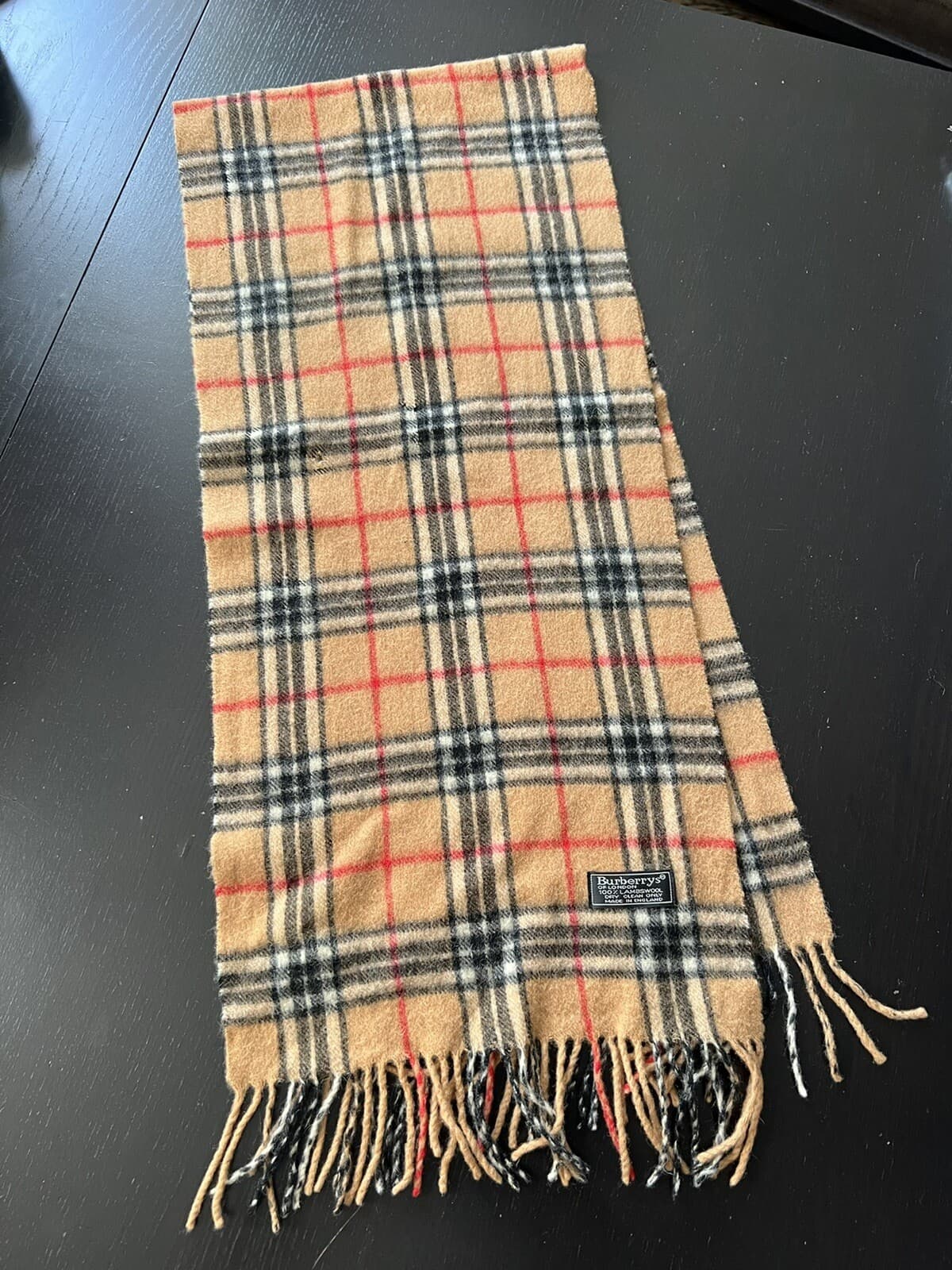 BURBERRY CLASIC CHECK SCARF 100% LAMBSWOOL MADE IN ENGLAND UNISEX (52x12”)