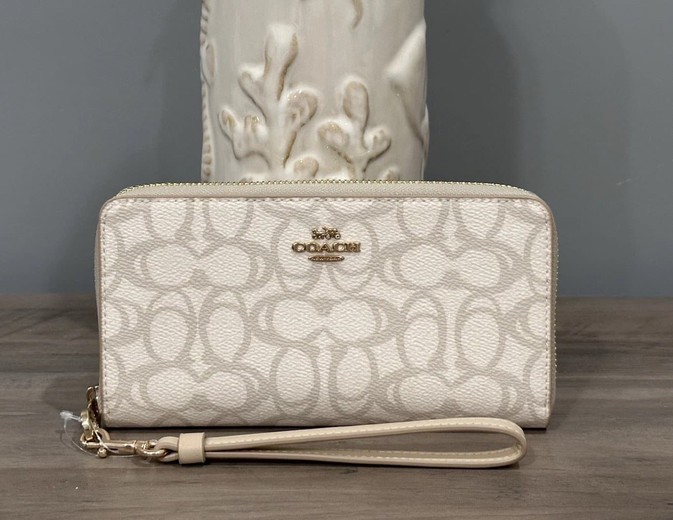 COACH Long Zip Around Wallet In Sketch Signature Canvas CBO02 Gold/Ivory