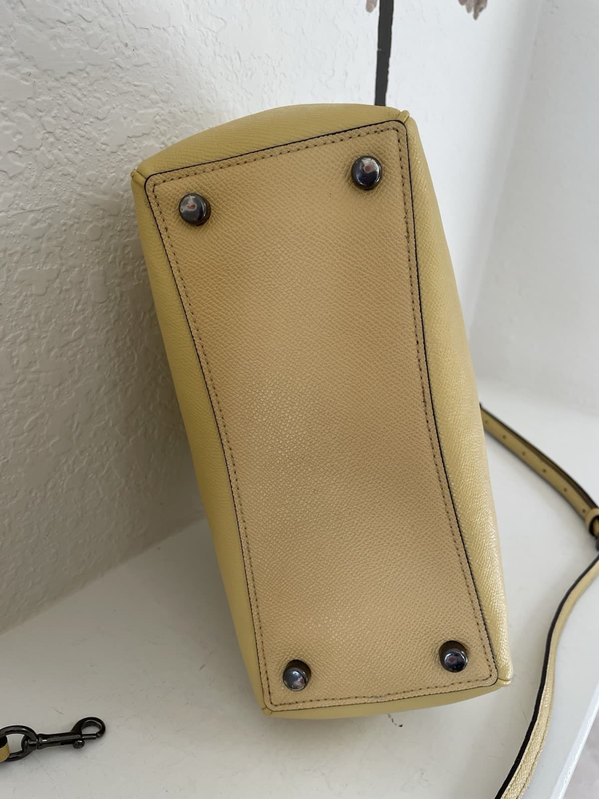 Coach Mini Surrey Carryall Crossbody in Viridian Green With Matching Wallet Coin thumbnail 5