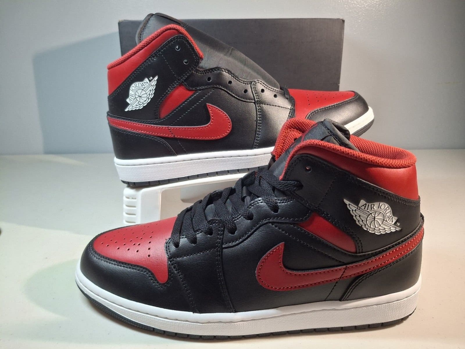 Air Jordan 1 Mid Bred Twist Size 11 New In Box
