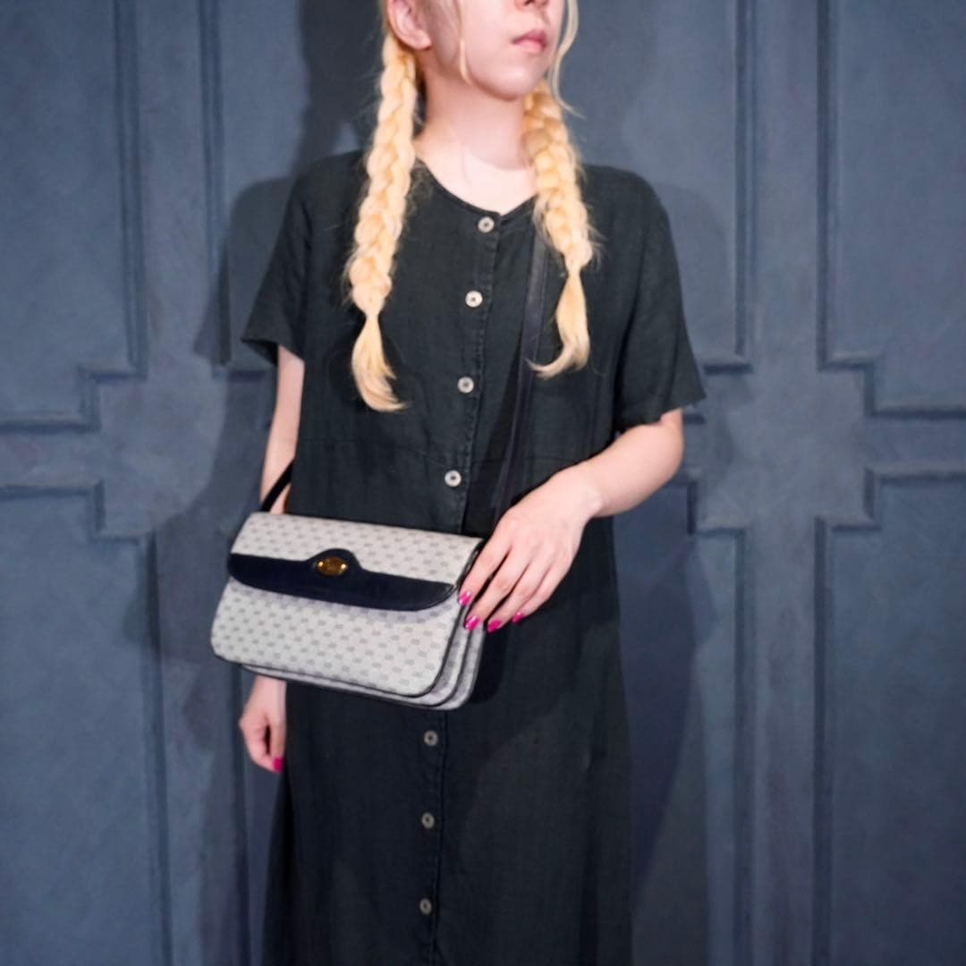 GUCCI Old Gucci GG Pattern Logo Shoulder Bag Made in Italy From Japan thumbnail 15