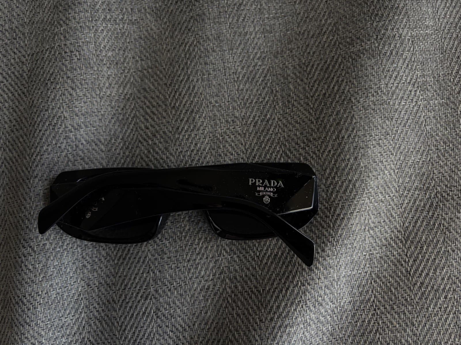 Prada Milano PR17WS Sunglasses  49 mm-Black Frame & Lens thumbnail 11