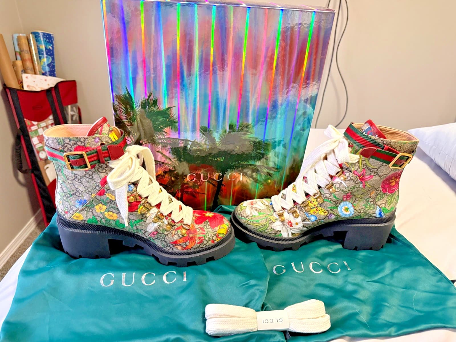 NEW GUCCI Lace Up Ankle Boots 40.5