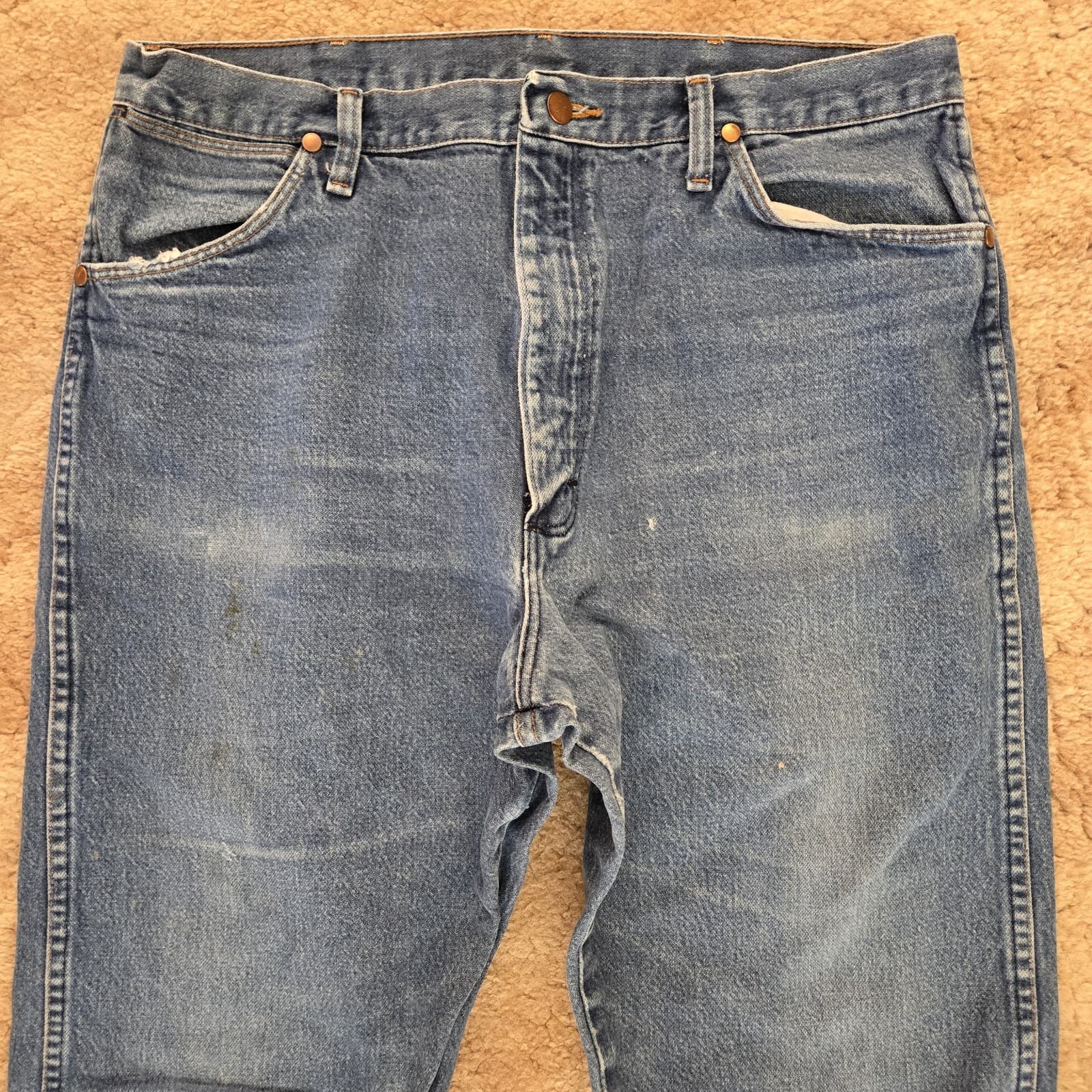 Wrangler Mens Cowboy Cut Original Fit 13MWZPW Distressed Denim Jeans Size 36x38 thumbnail 3