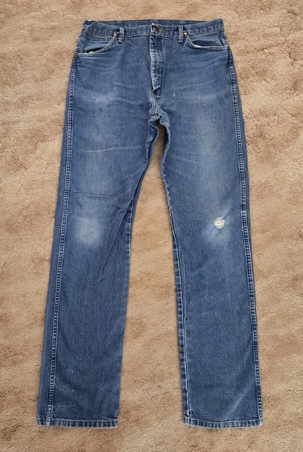 Wrangler Mens Cowboy Cut Original Fit 13MWZPW Distressed Denim Jeans Size 36x38