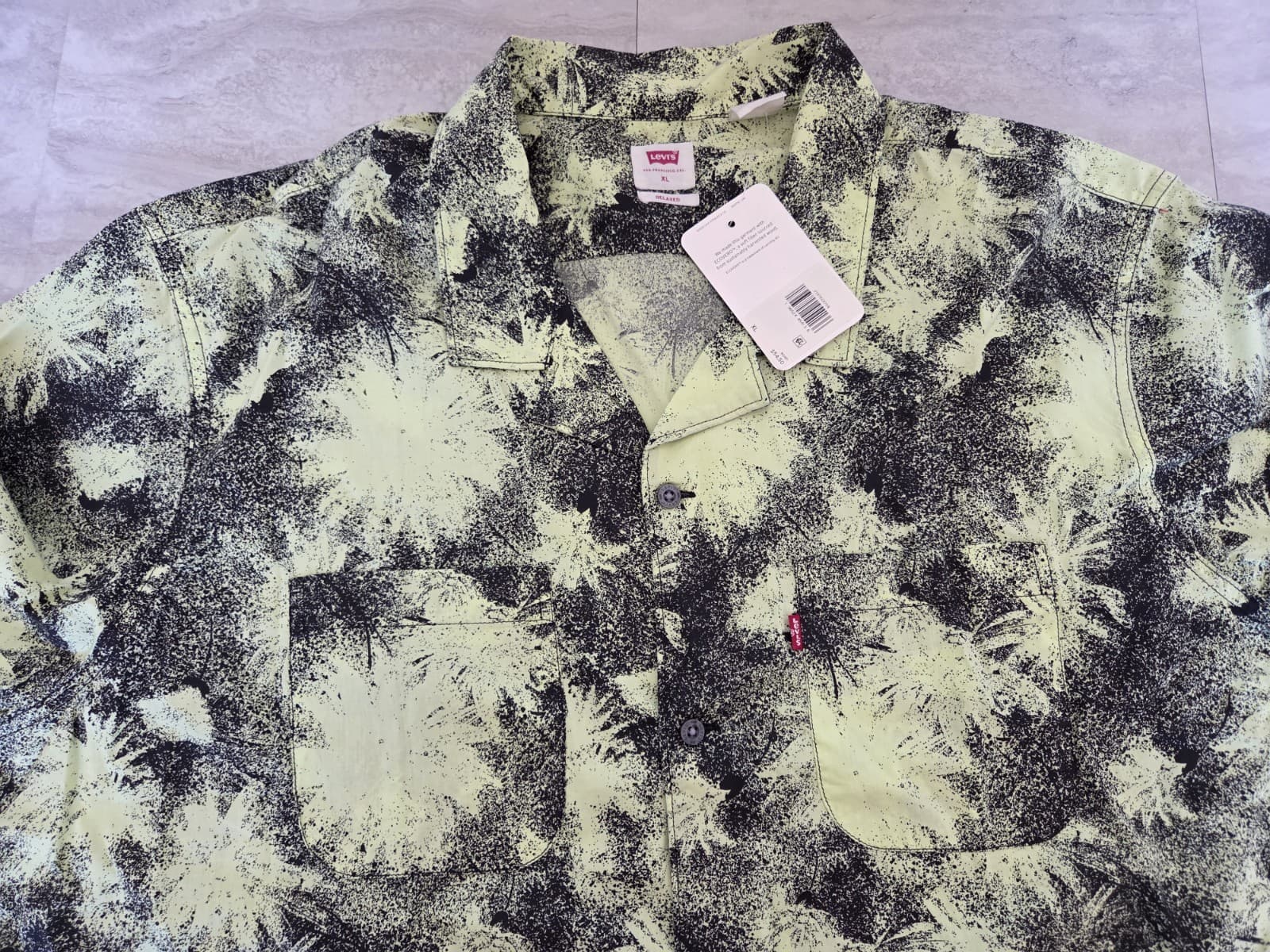 MENS XL BLACK GREEN LEVI'S SHORT SLEEVE BUTTON UP SHIRT TROPICAL RELAXED