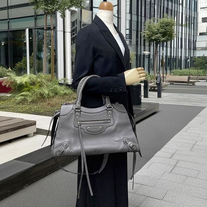 BALENCIAGA 2-Way Bag Neo Classic Medium Gray Handbag Shoulder Bag From Japan thumbnail 5