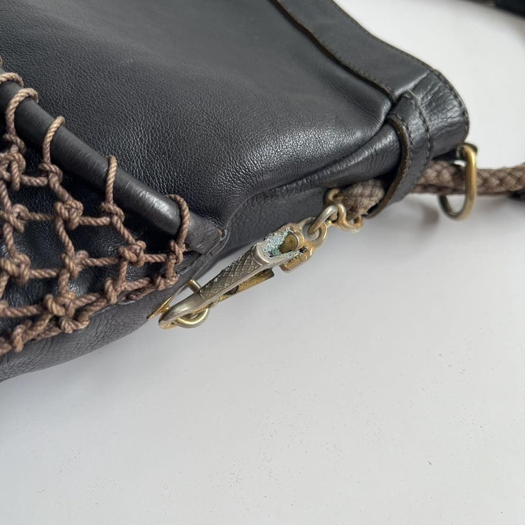 GUCCI Fish Net Shoulder Bag Leather Black Gold Hardware Vintage Logo From Japan thumbnail 21