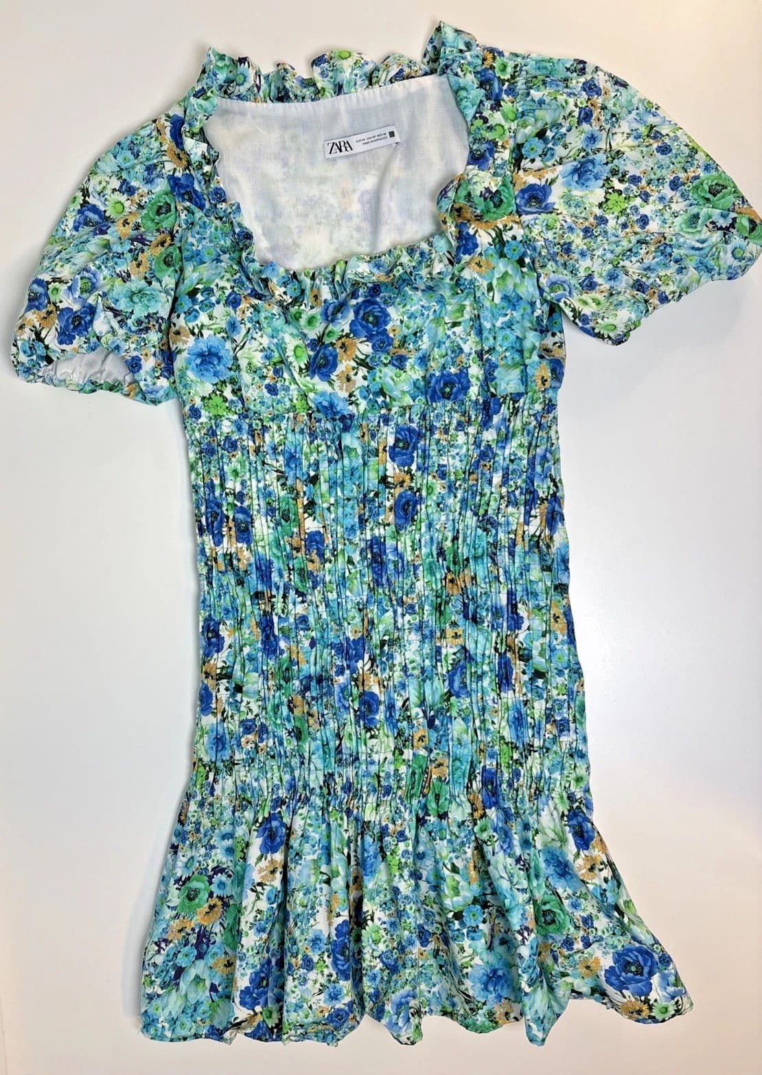 ZARA XSmall Short Sleeve Ruffle Mini Fit Dress Green Blue Floral Scrunched XS