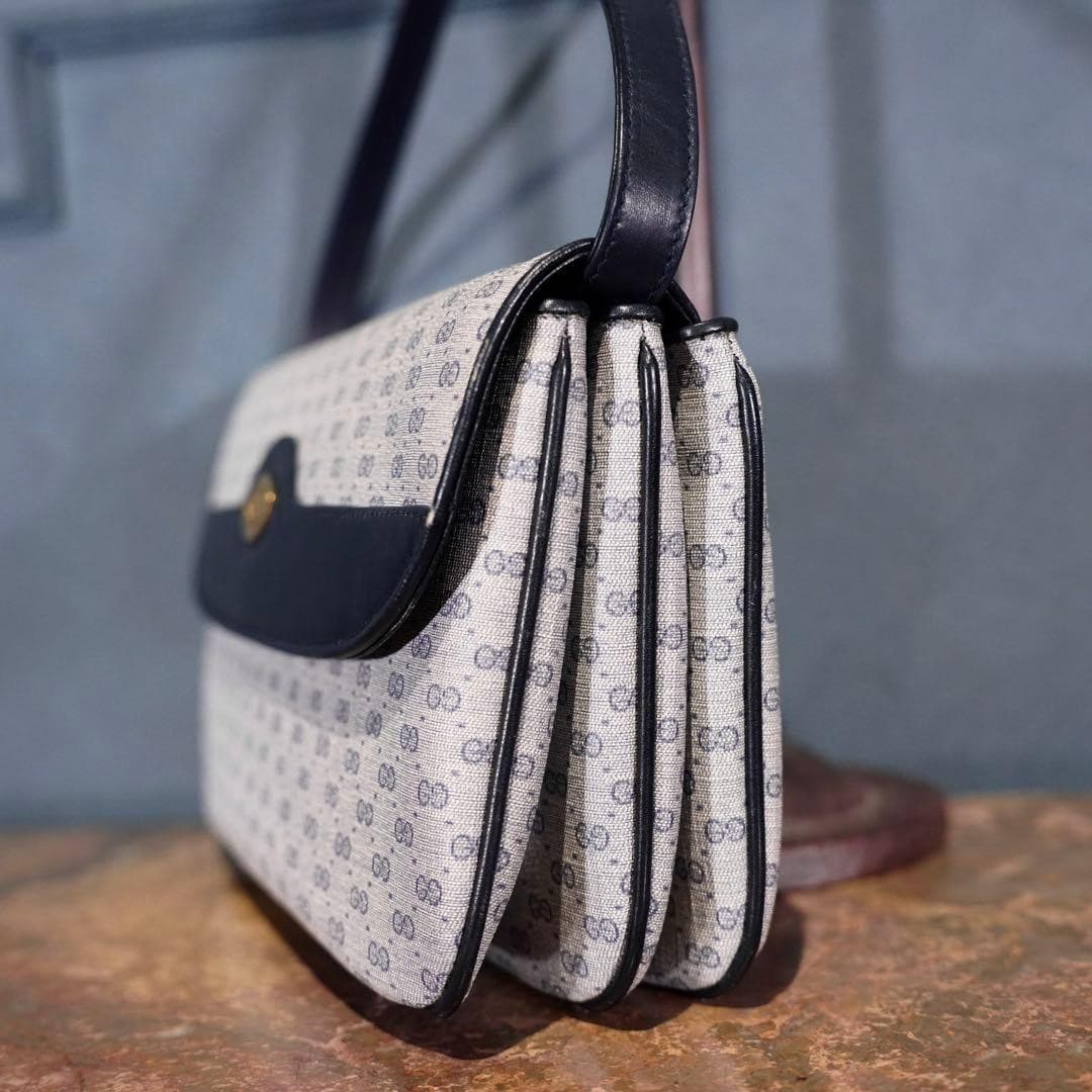 GUCCI Old Gucci GG Pattern Logo Shoulder Bag Made in Italy From Japan thumbnail 5