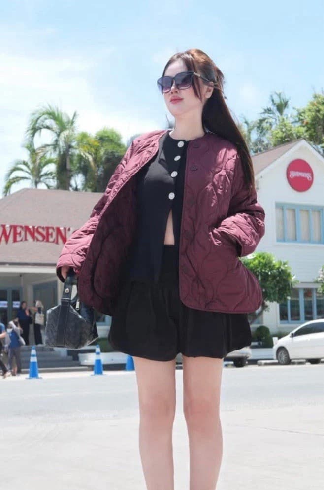 ZARA WOMAN NWT SS25 BURGUNDY WATER REPELLENT QUILTED JACKET Size XS Ref 1255/716