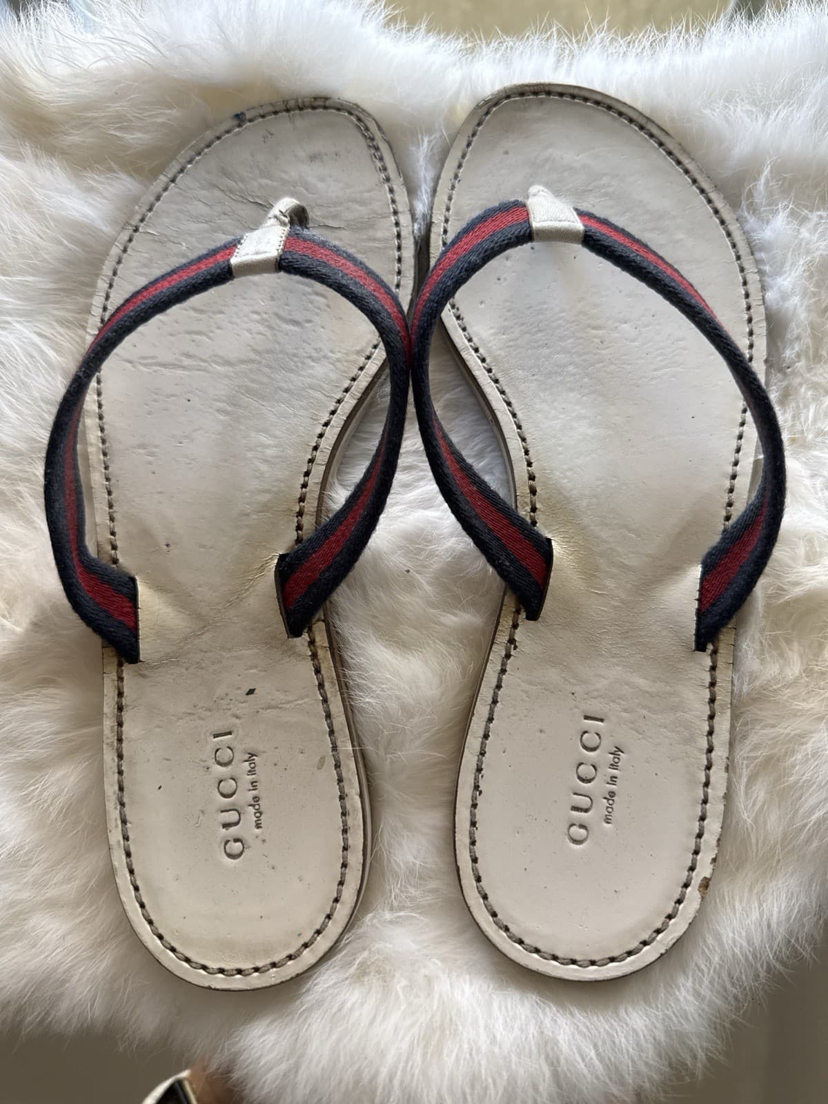 Gucci Leather Flip Flop Sandals – Red & Navy Web Strap – Made in Italy