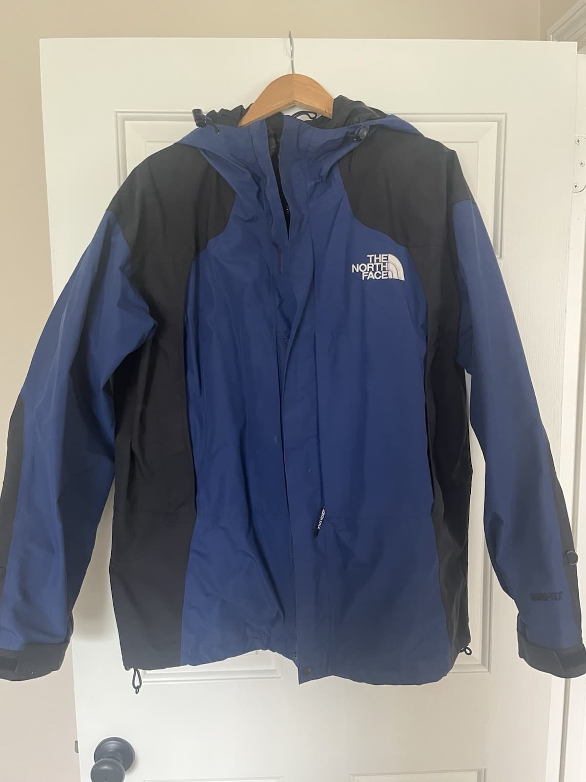 Vintage 90s The North Face Blue Gore-Tex Mountain Light Jacket Size XL