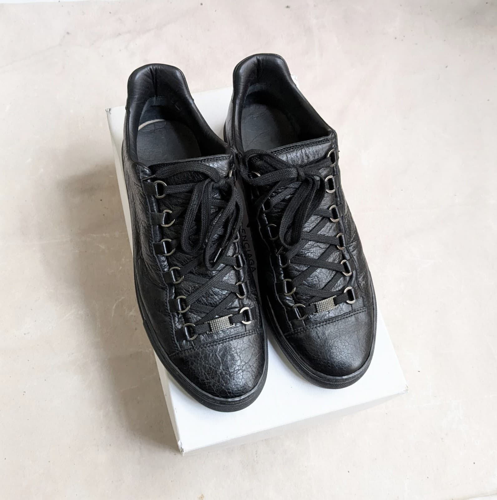 Balenciaga Arena Sneakers Black Low Top Sneakers Shoes Lace Up Leather Men 9 42