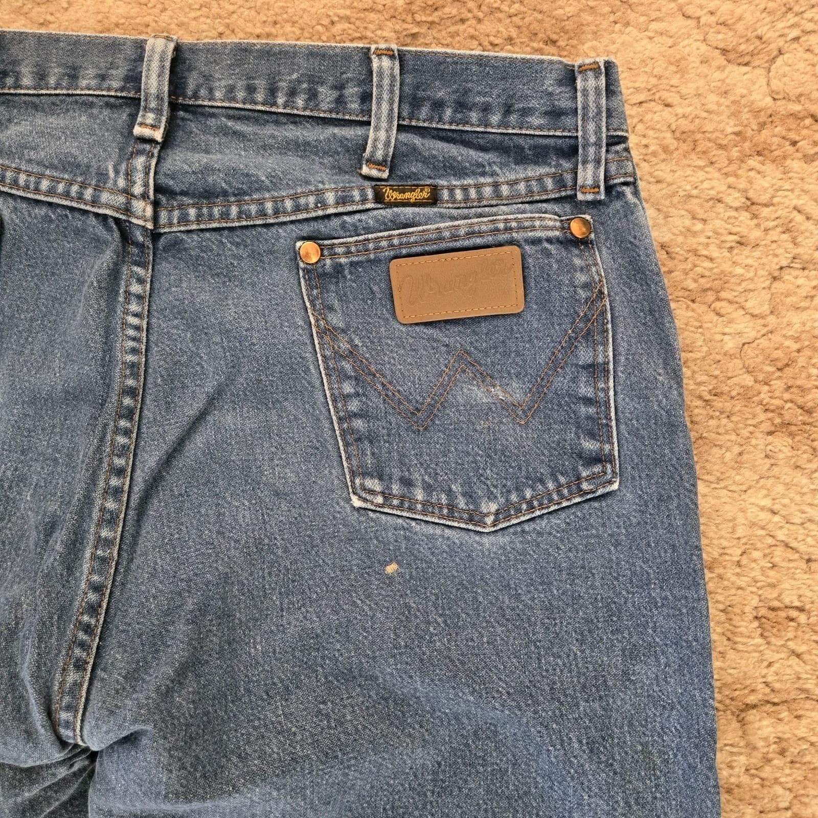 Wrangler Mens Cowboy Cut Original Fit 13MWZPW Distressed Denim Jeans Size 36x38 thumbnail 15