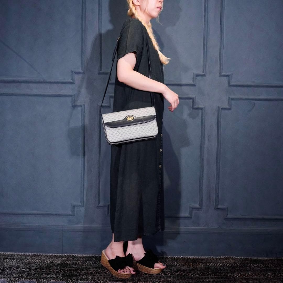 GUCCI Old Gucci GG Pattern Logo Shoulder Bag Made in Italy From Japan thumbnail 16