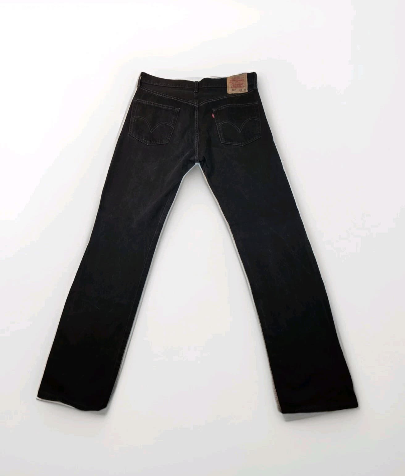 Levis 501 Jeans Mens 36x36 Faded Black Button Fly Straight Leg Dark Wash Denim thumbnail 5