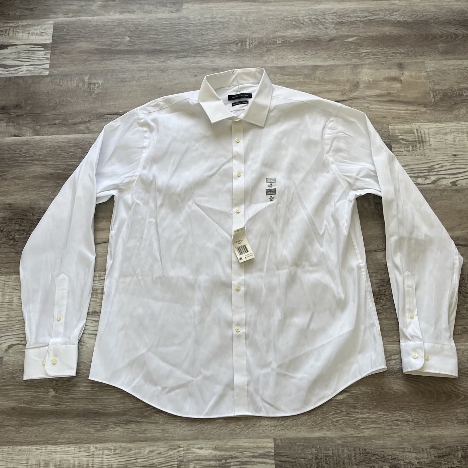 NWT Tommy Hilfiger Men's XXL  - Flex Collar,  Athletic Fit, Stretch Material L/S