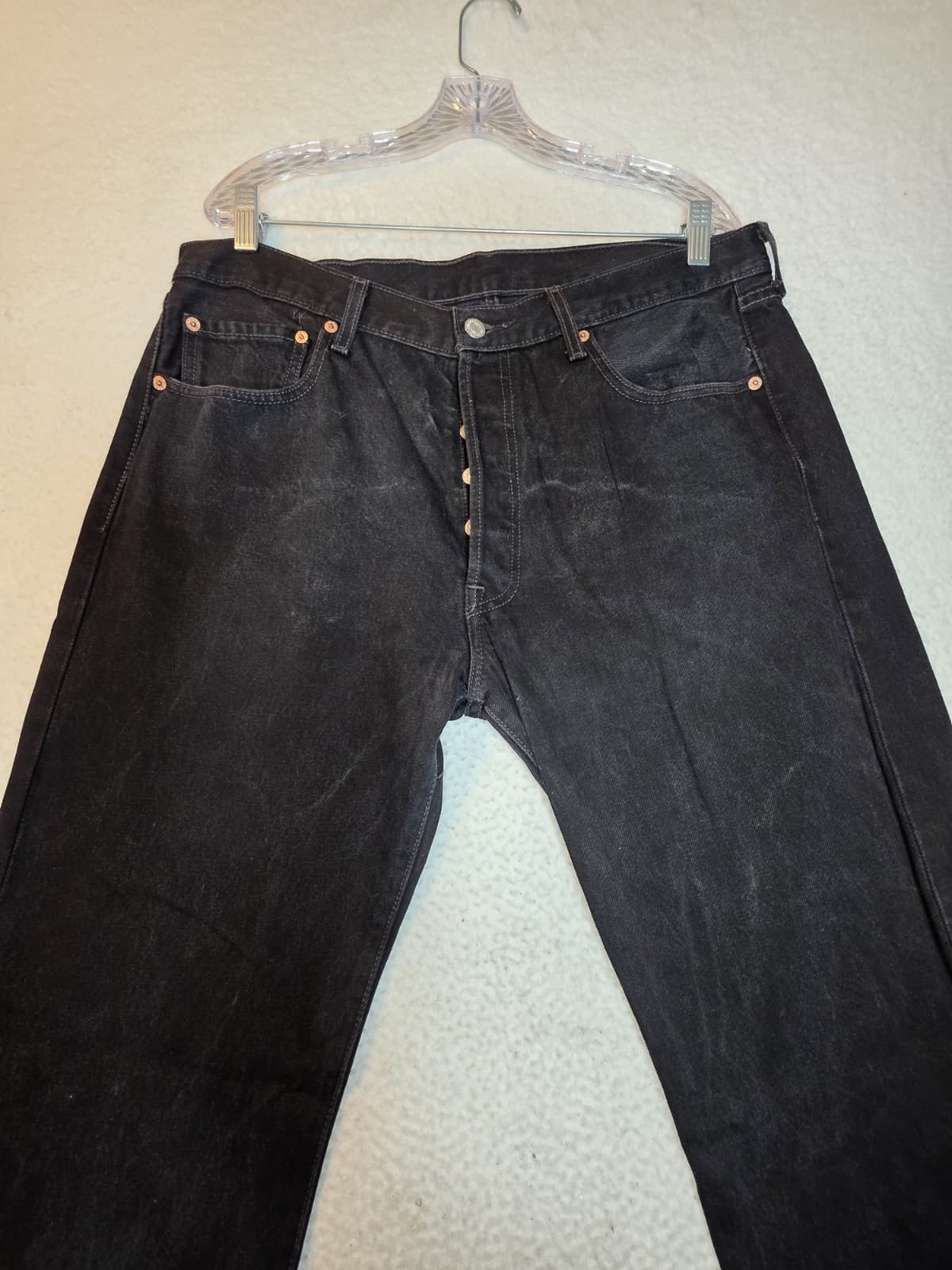 Levis 501 Jeans Mens 36x36 Faded Black Button Fly Straight Leg Dark Wash Denim thumbnail 6