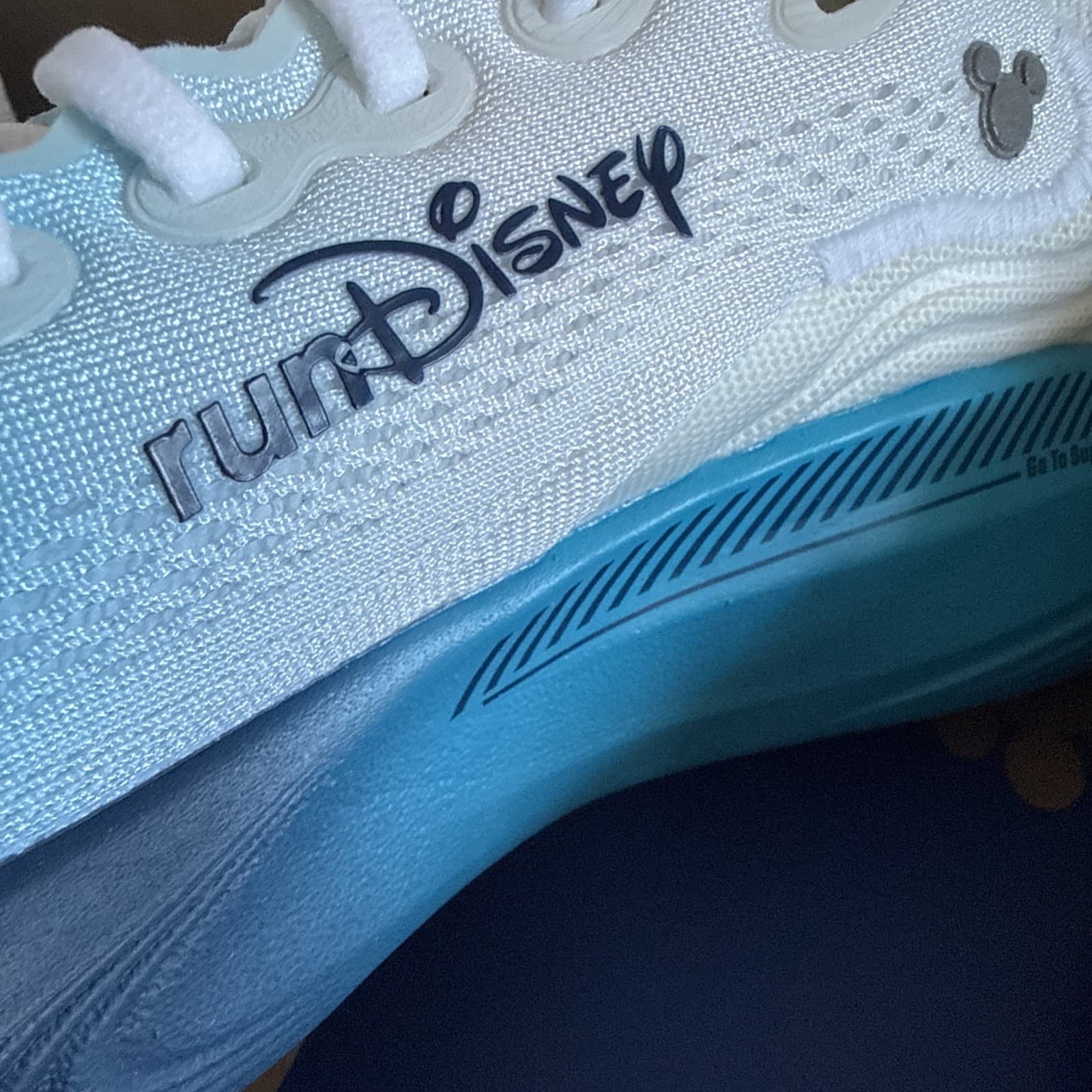 Brooks Run Disney Adrenaline GTS 25 Women's Size 9 Shoes Sneakers New in the Box thumbnail 5