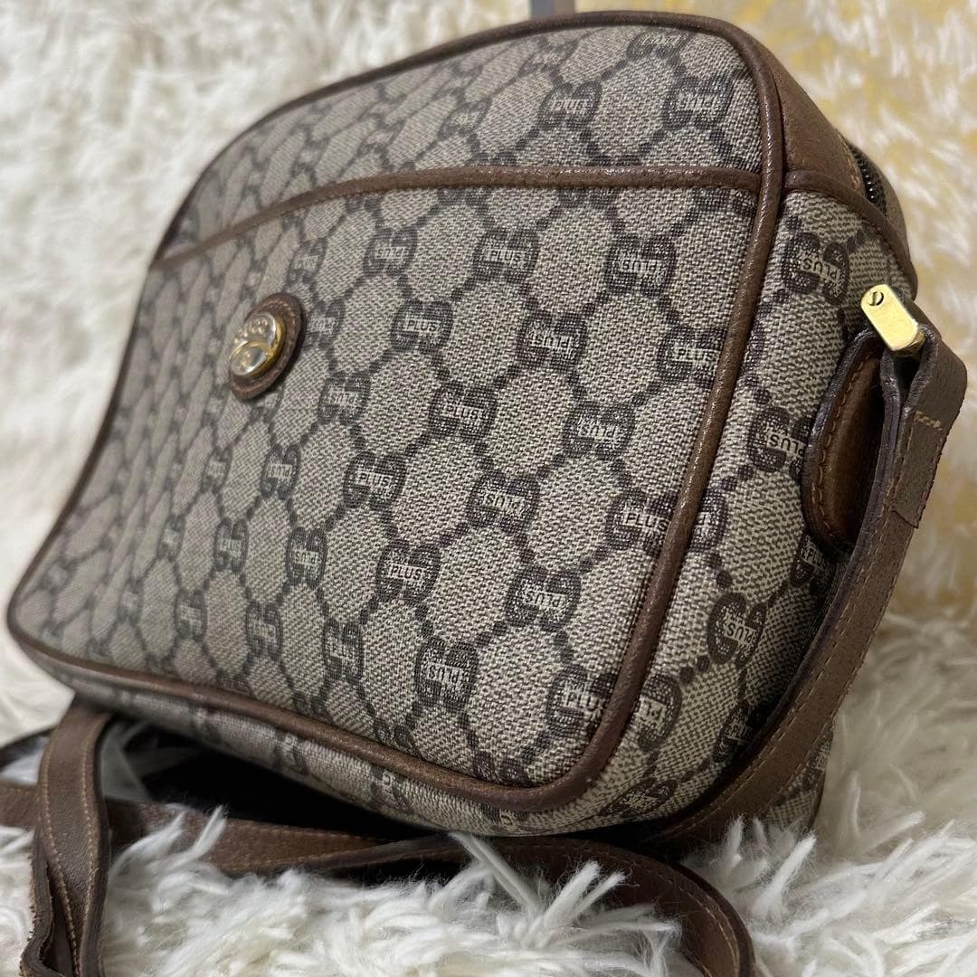 GUCCI Plus GG All-Over Logo Leather Shoulder Bag Brown Charm Italy thumbnail 4