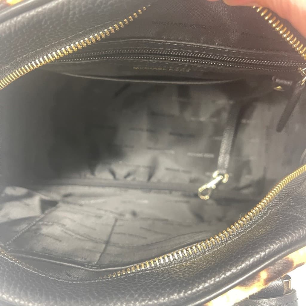 Michael Kors Briar Large Bowling Bag & Wallet Set Butterscotch Calf Hair Cheetah thumbnail 7