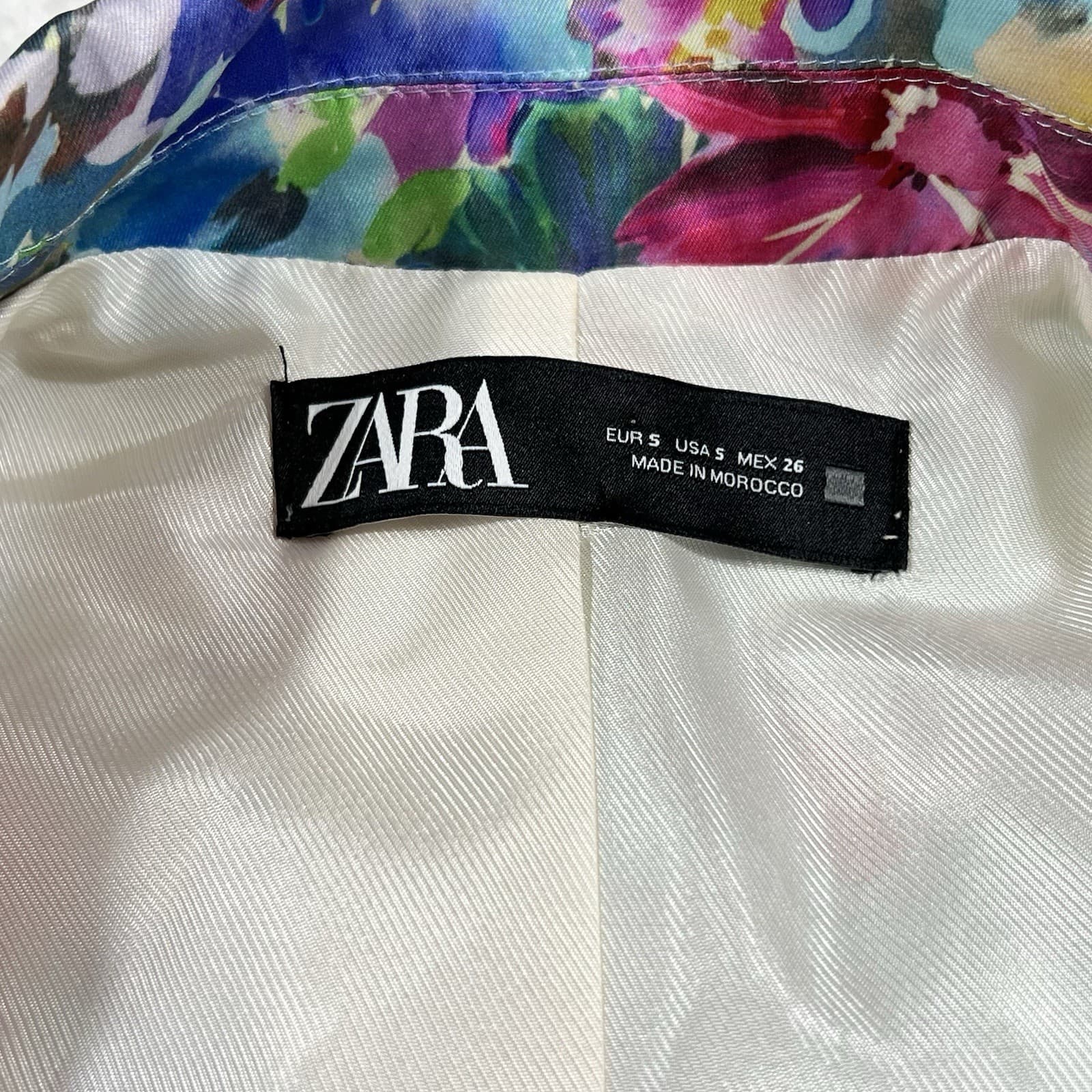 ZARA Women’s Floral Blazer Sz Small Shoulder Pad Spring Quiet Luxury Statement thumbnail 9