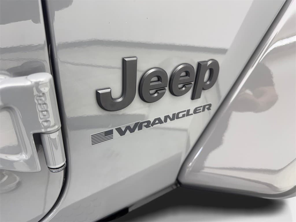 2023 Jeep Wrangler Altitude thumbnail 23