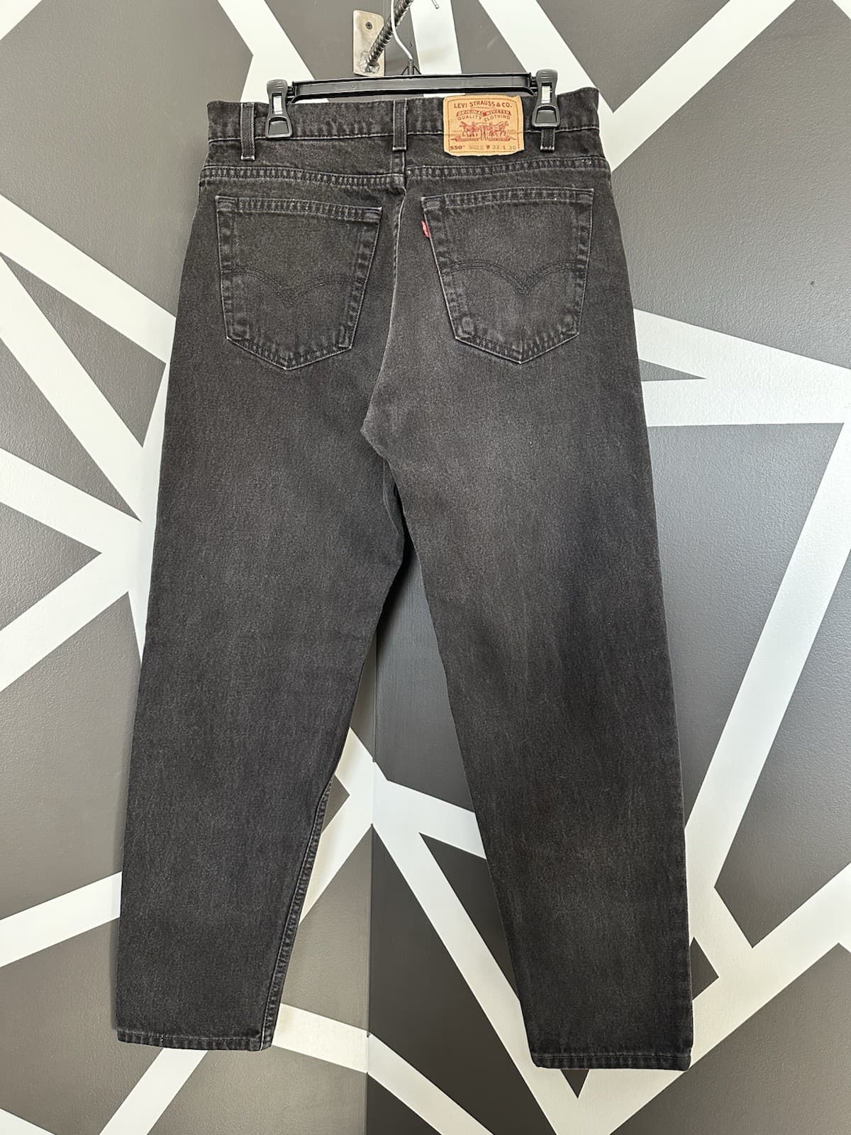 Vintage 90’s Levi’s 550 Relaxed Fit Tapered Leg Men’s Jeans Black Sz-32x29 USA