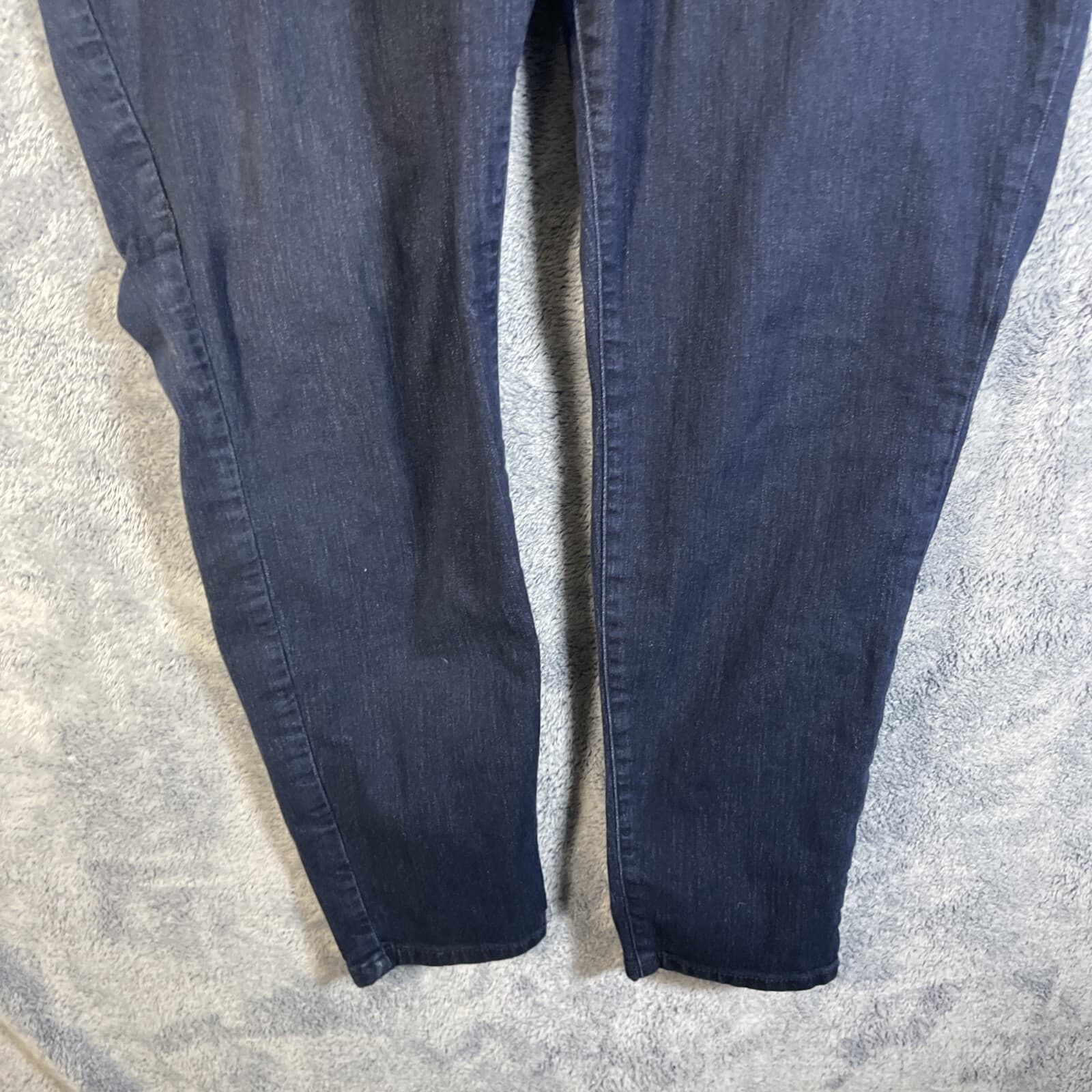 Lane Bryant Women's 22 Jeans Mid-Rise Skinny Fit Stretch Blue Essential Denim thumbnail 5