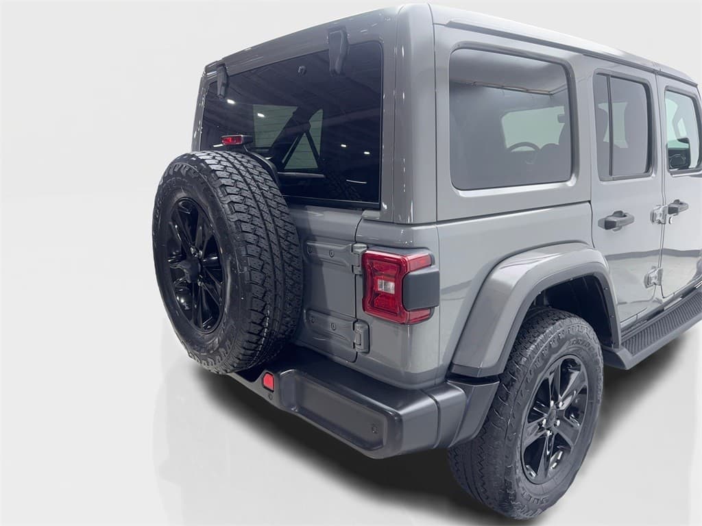 2023 Jeep Wrangler Altitude thumbnail 18