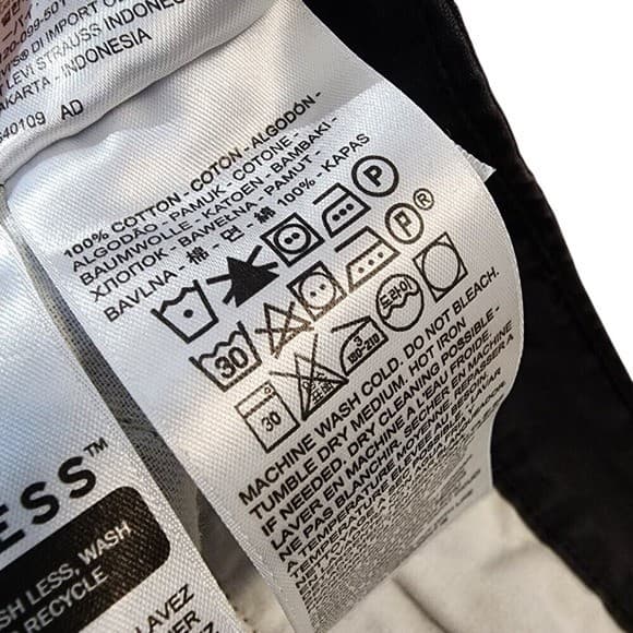 Levi's Men's Black Cargo Shorts | Size 44 thumbnail 7