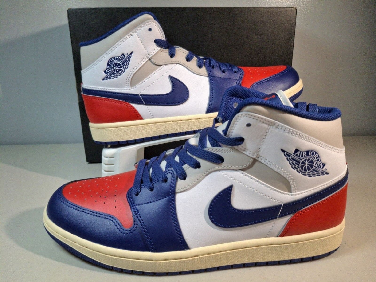 Air Jordan 1 Mid Rare Air Size 11.5 New In Box