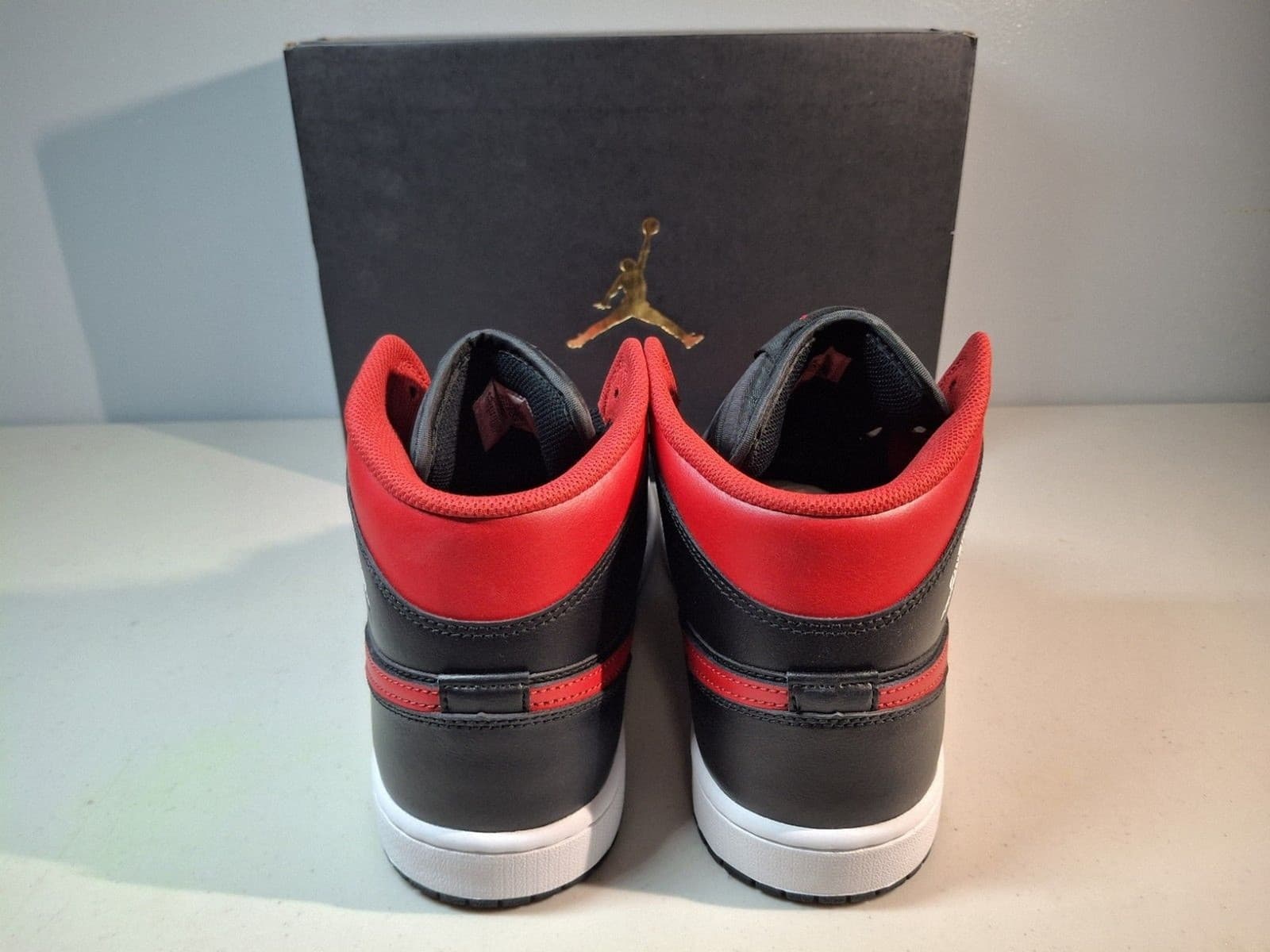Air Jordan 1 Mid Bred Twist Size 11 New In Box thumbnail 4