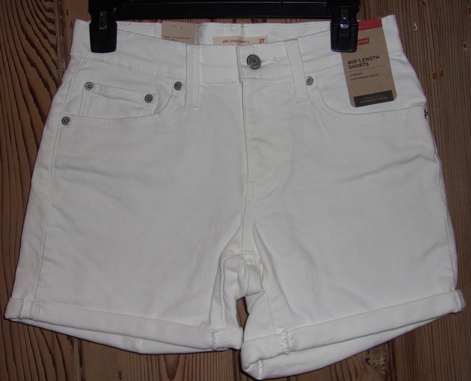 LEVI'S Mid Length Denim Jean Shorts WHITE Size: 27 NWT $49.50