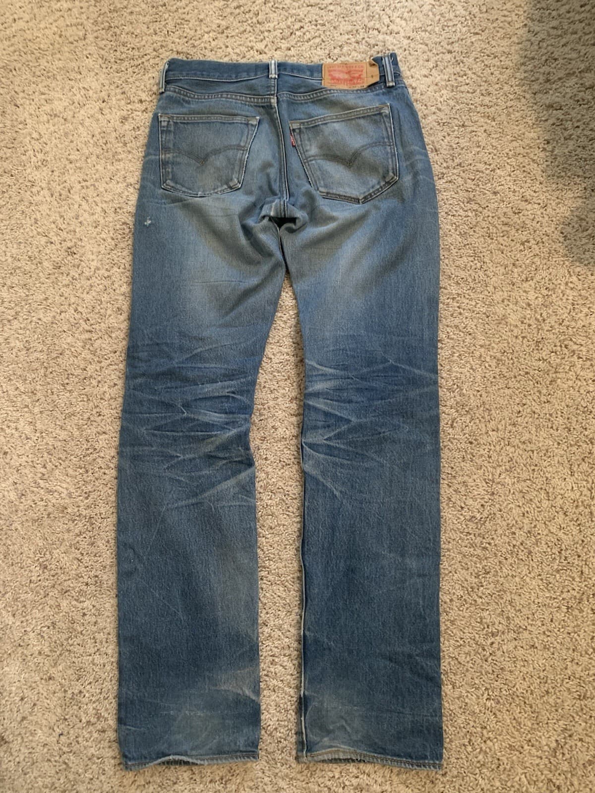 Distressed Levis 501 Jeans Mens 32x38 Blue Straight Leg Button Fly Denim Pants thumbnail 3