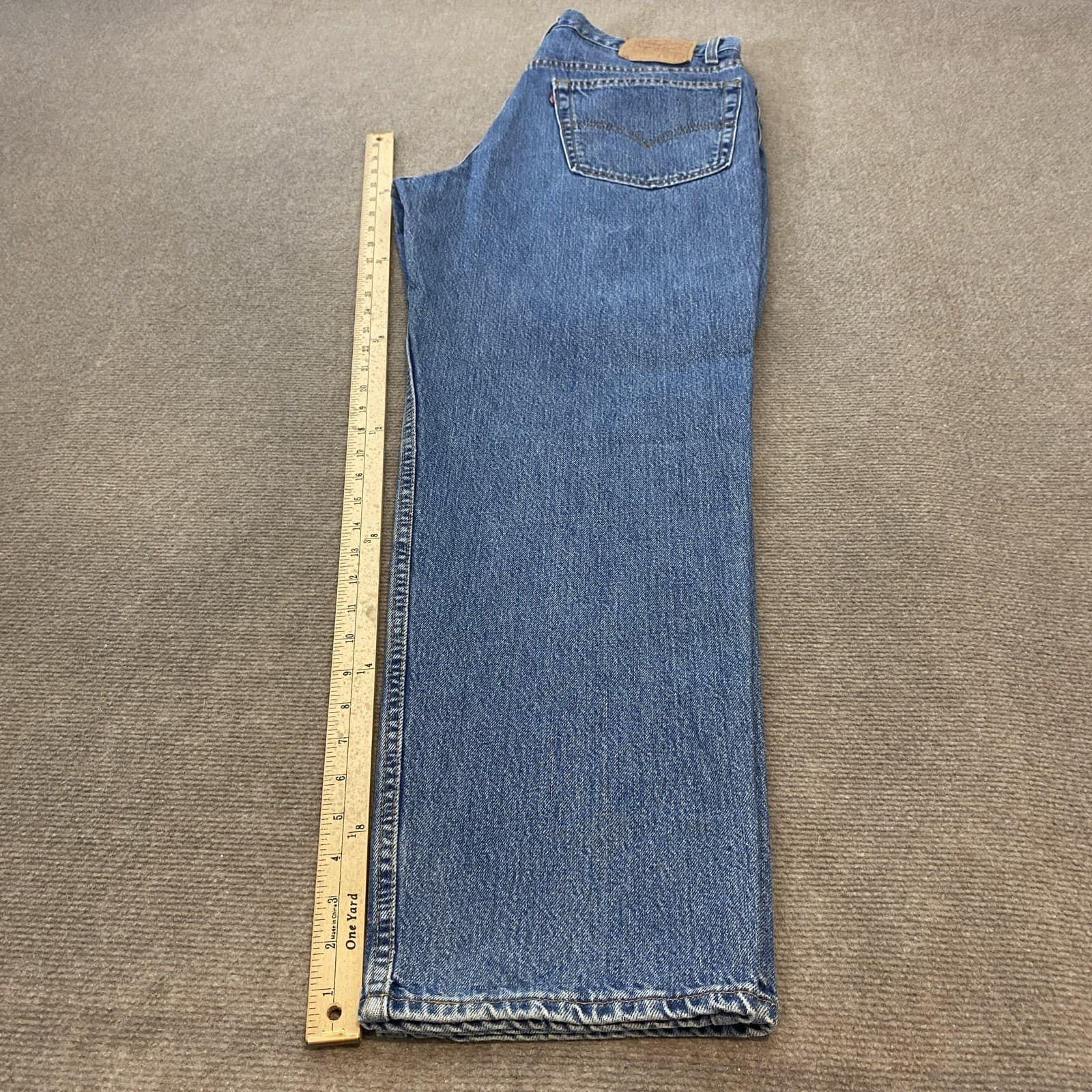 vtg Levi’s 550 Jeans Mens 38 Fits 36x31 Y2K Baggy Blue USA Made Classic Denim thumbnail 10