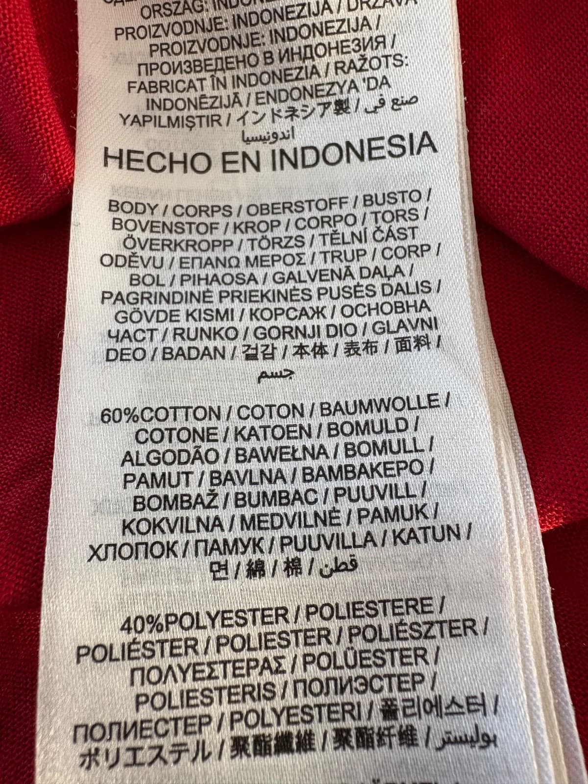 Nike Tee Tampa Bay Buccaneers Men’s large Long Sleeve Red Bucs Shirt thumbnail 4