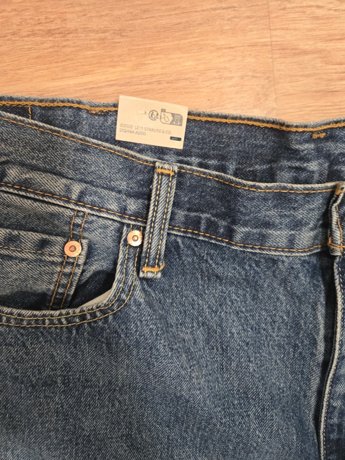 Levi's 469 Jean Shorts Mens 44 Blue Loose Sits Below ur Waist , 12" Inseam  thumbnail 4