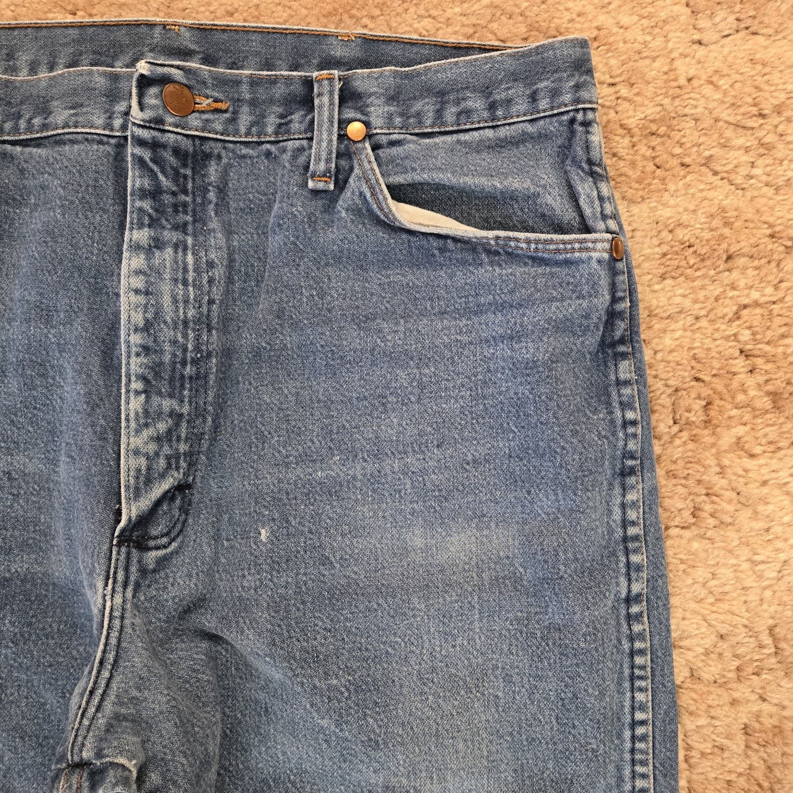 Wrangler Mens Cowboy Cut Original Fit 13MWZPW Distressed Denim Jeans Size 36x38 thumbnail 9