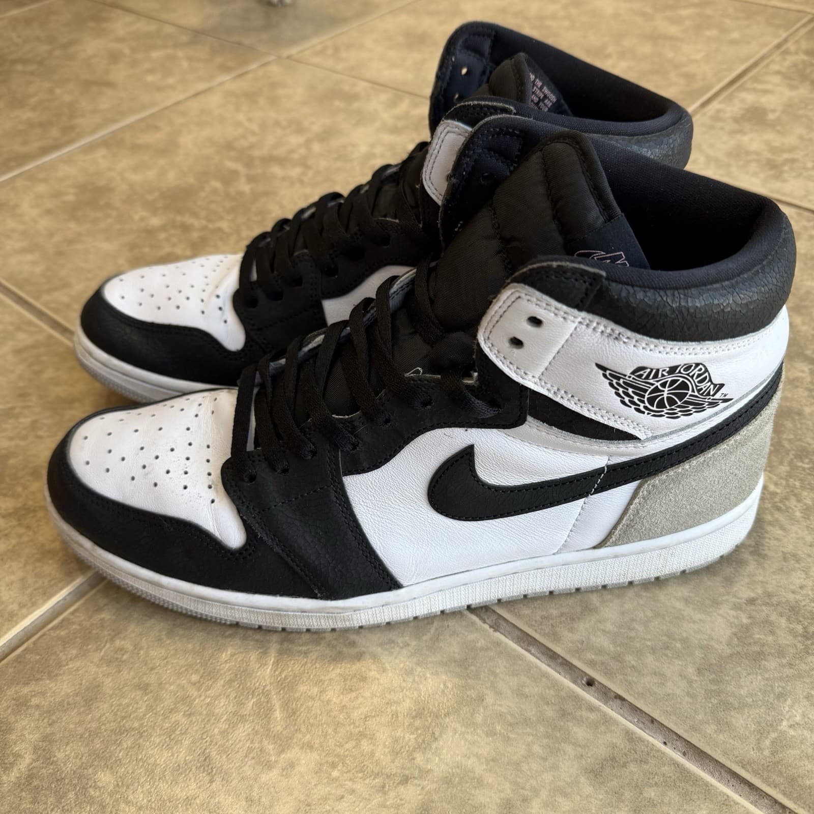 Air Jordan 1 Retro High OG White Bleached Coral-Black Used Size 14  555088-108