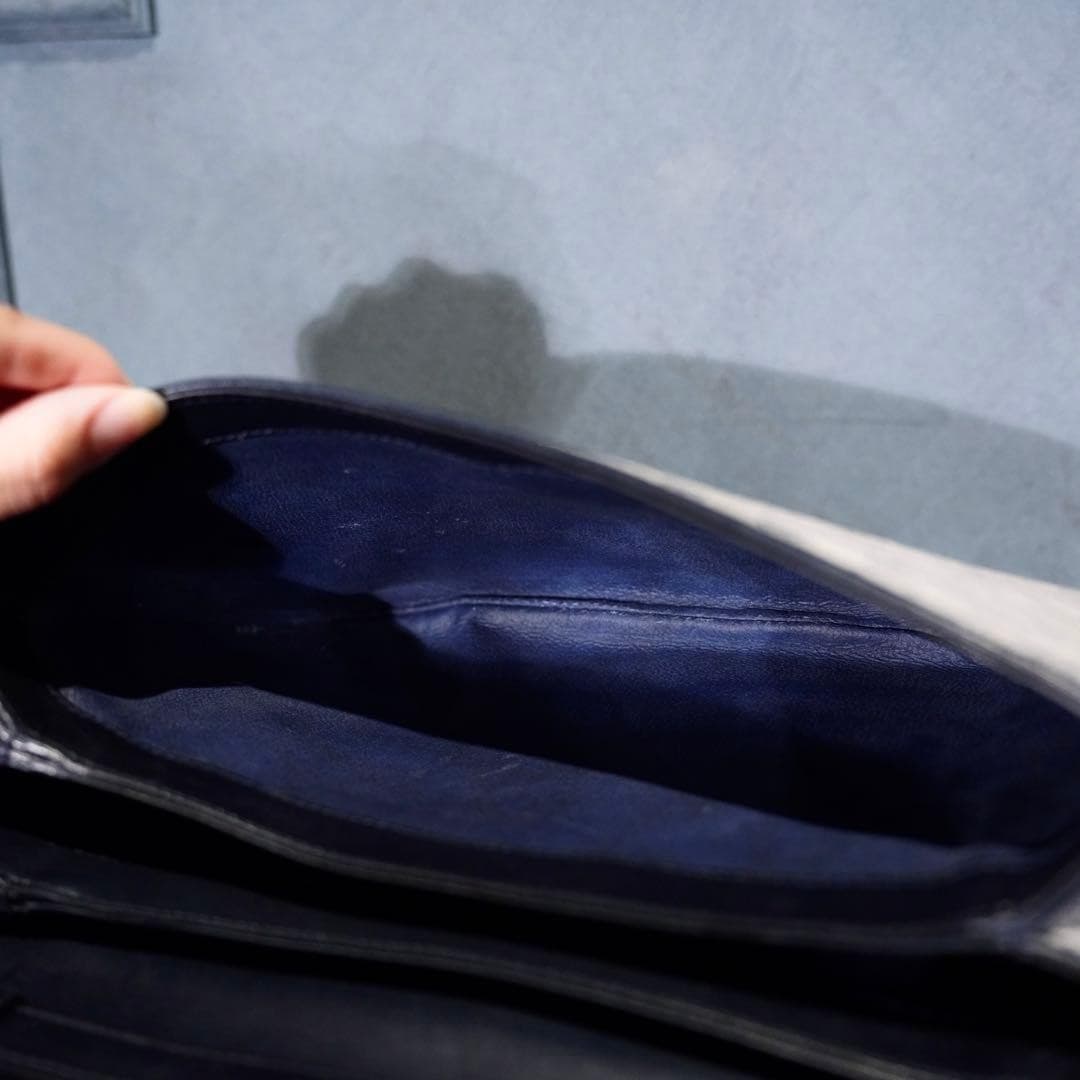 GUCCI Old Gucci GG Pattern Logo Shoulder Bag Made in Italy From Japan thumbnail 12