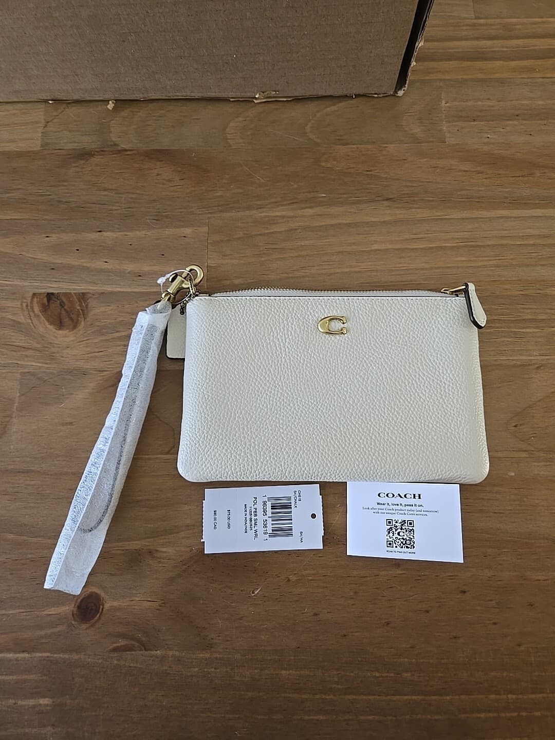 COACH CH818 Small Wristlet Chalk Color Polished Pebble Leather Wallet NEW