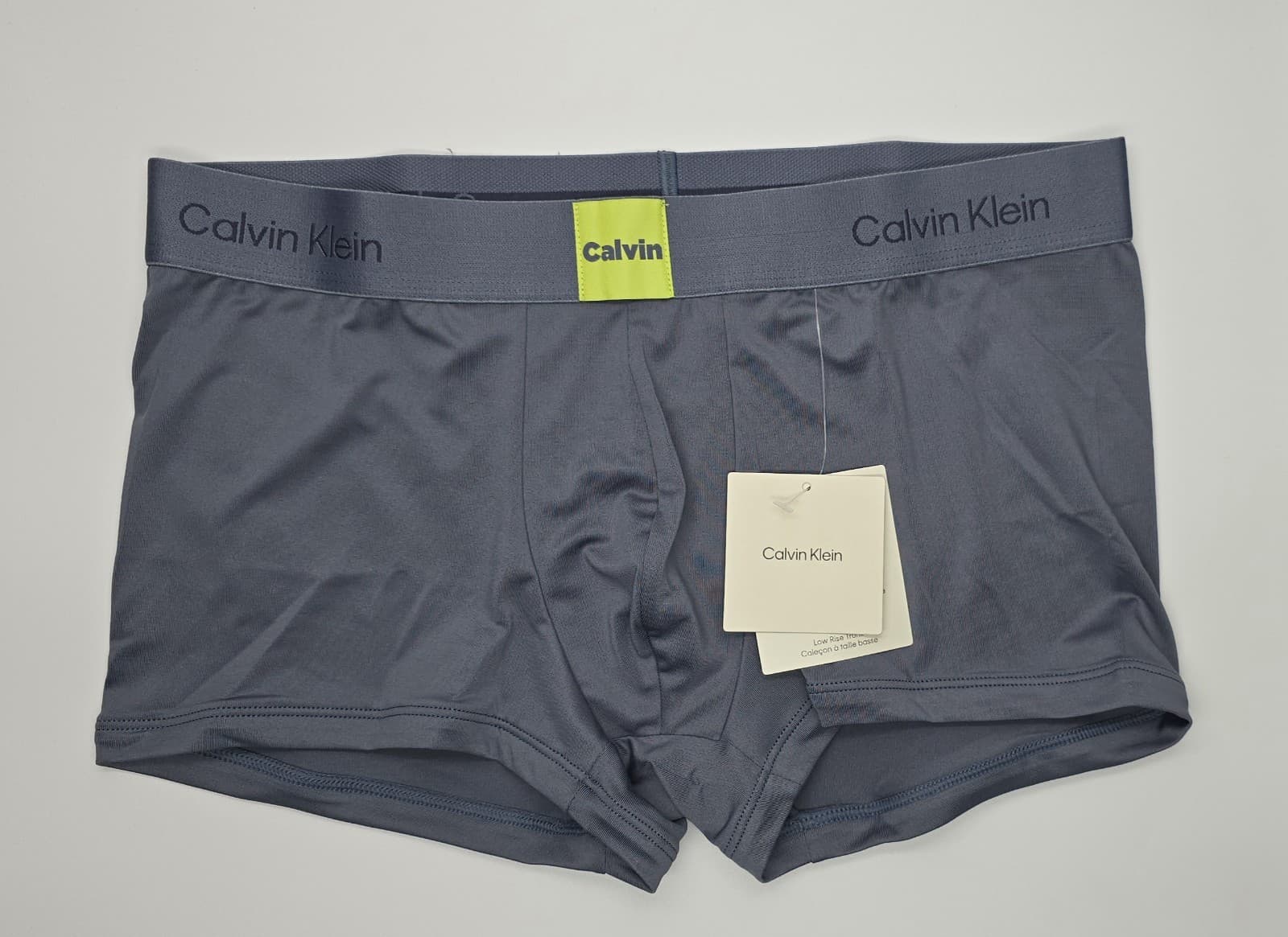 Calvin Klein Men's Icon Logo Graphic Low Rise Trunk Size M Metro Grey NWT